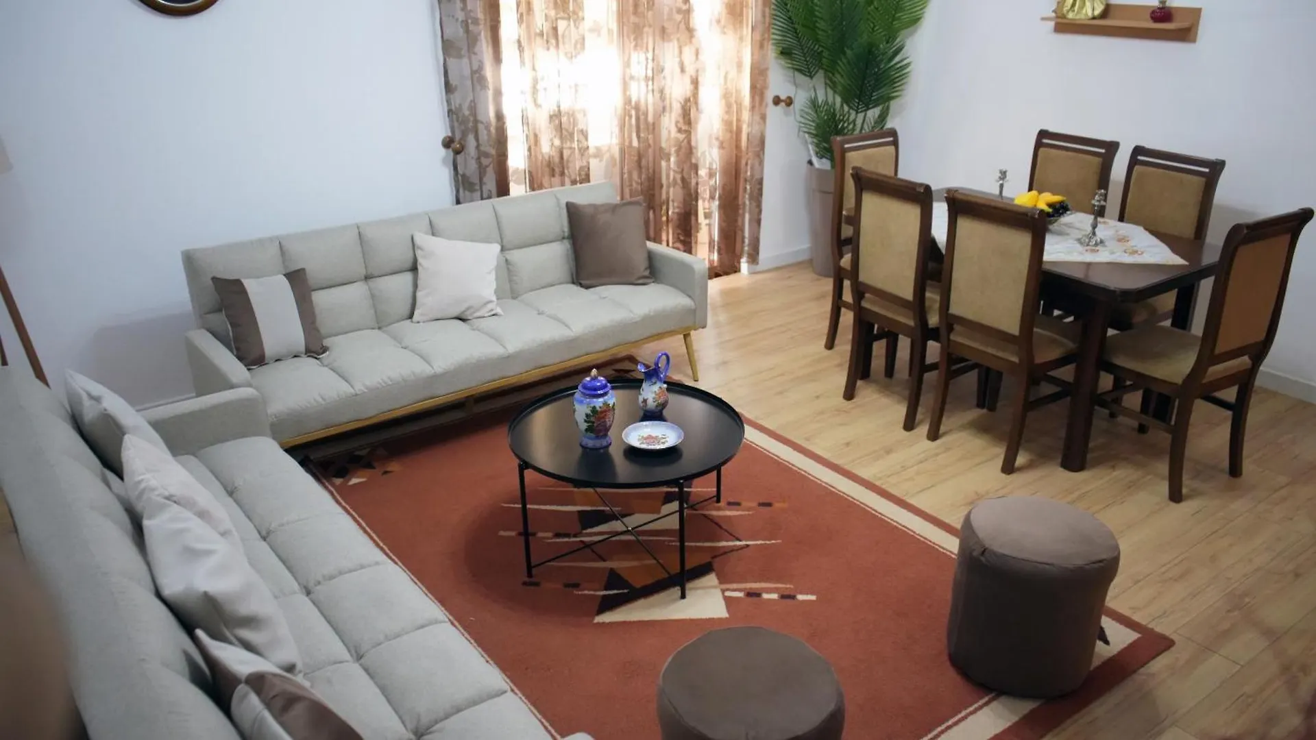 Melek Luxury Apartment Unit 15 Gjirokaster Albania